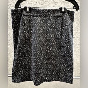 NWT 🖤 Michael Kors 🖤 stretchy black skirt
